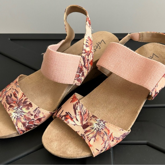 Life Stride Blush Multicolored Floral Pattern Size 6.5 - Picture 4 of 8